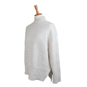 Cobble Lane Beige Pullover Knit Sweater. Wool Blend Size Medium